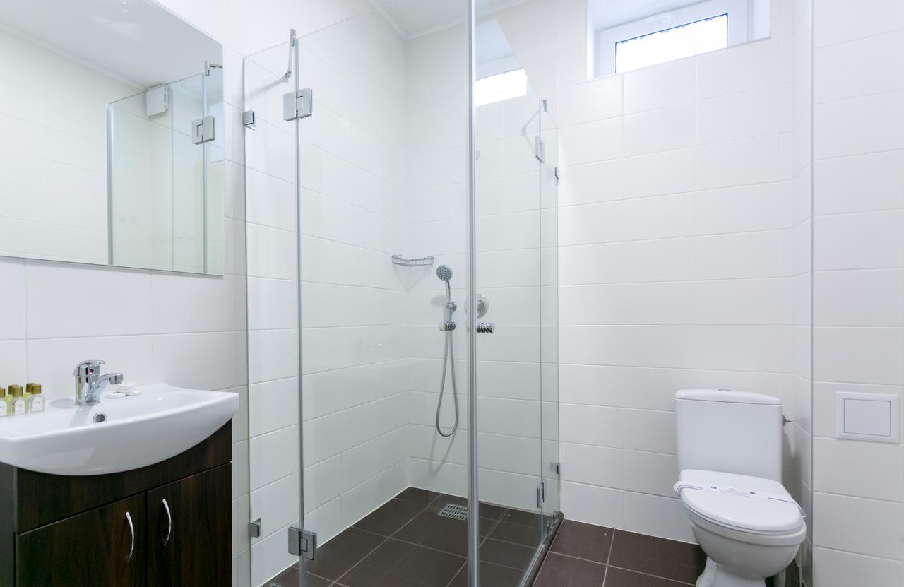 Hotel One Uman Bagian luar foto